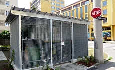 Müllplatzeinhausung